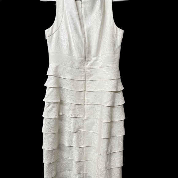 London Times Ivory Ruffle Dress size 6 - Picture 7 of 11